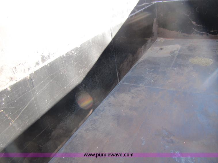 image for item A5039 2008 Starlite 20' dump trailer