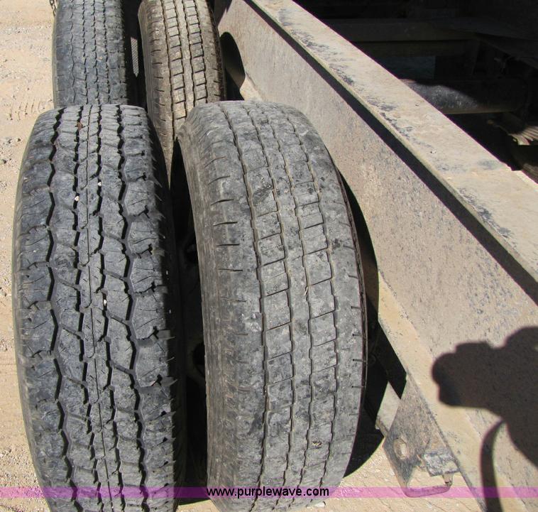 image for item A5039 2008 Starlite 20' dump trailer