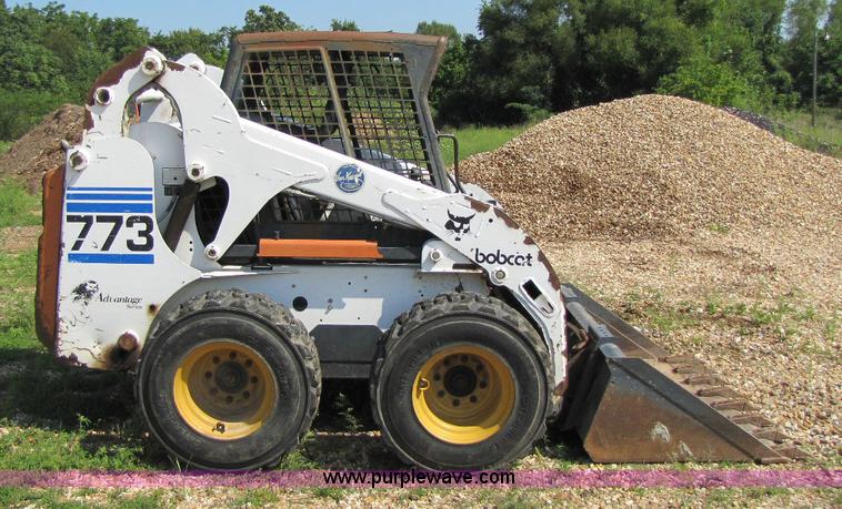 image for item A5061 Bobcat 773 skid steer