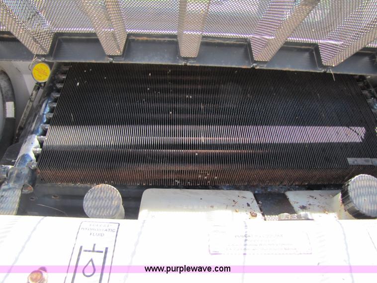 image for item A5061 Bobcat 773 skid steer