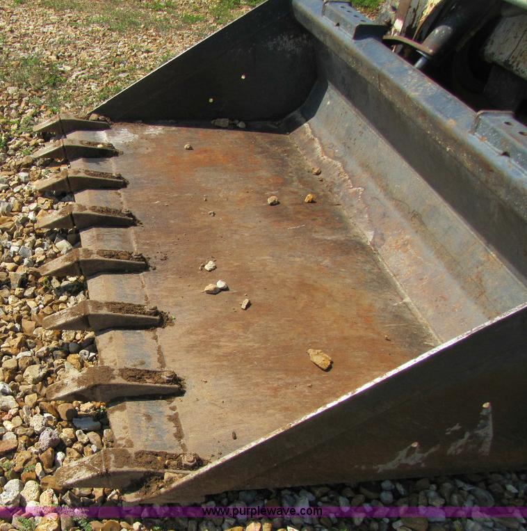 image for item A5061 Bobcat 773 skid steer