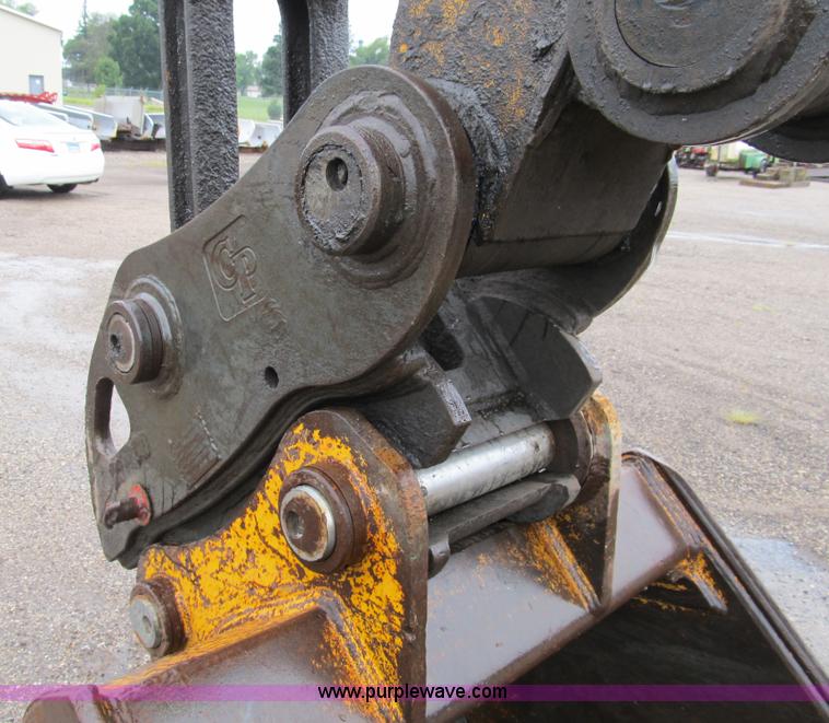 image for item A5442 1989 John Deere 690D-LC excavator