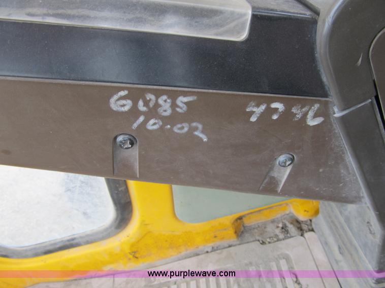 image for item A5442 1989 John Deere 690D-LC excavator