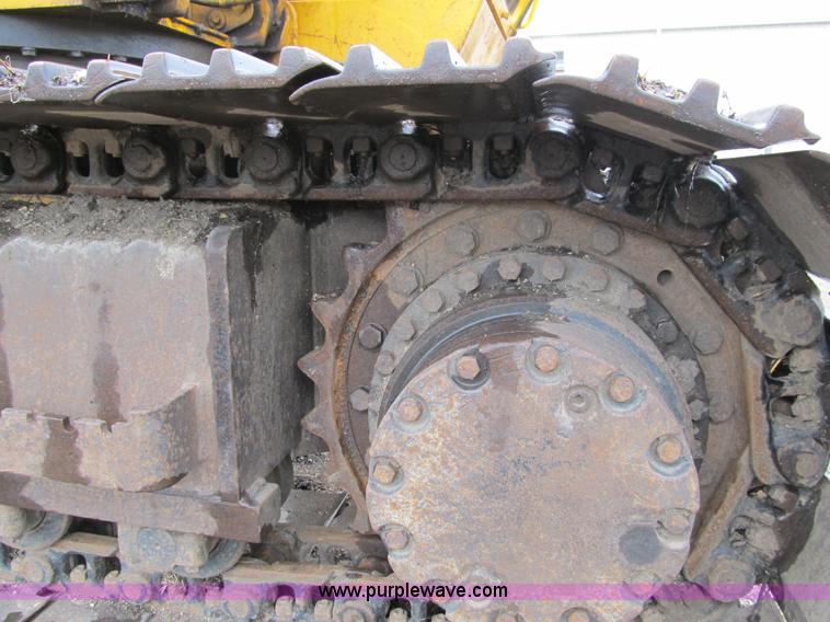 image for item A5442 1989 John Deere 690D-LC excavator