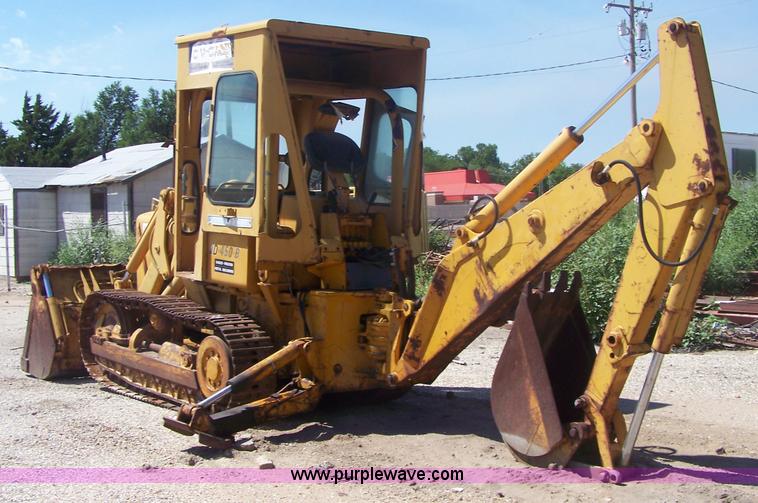 image for item B3525 1973 John Deere 450B track loader