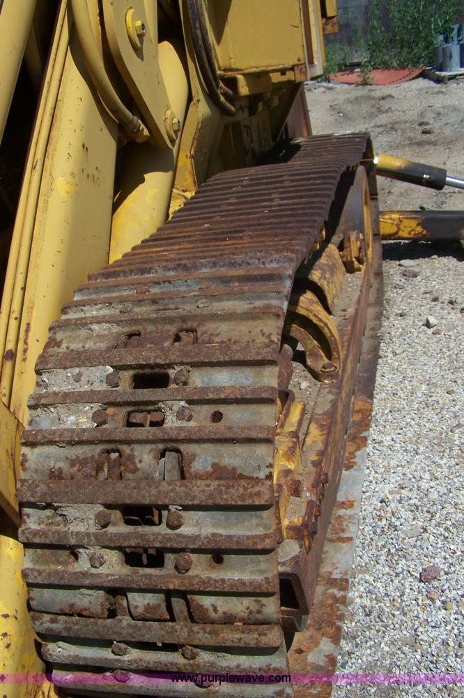 image for item B3525 1973 John Deere 450B track loader