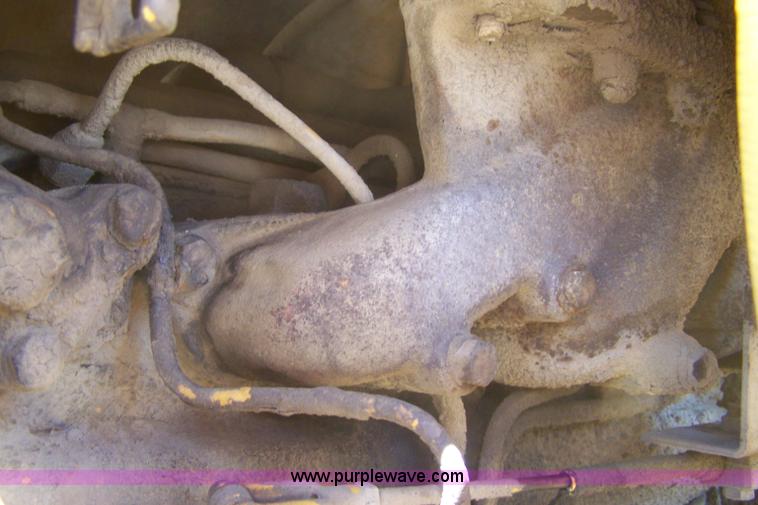 image for item B3525 1973 John Deere 450B track loader