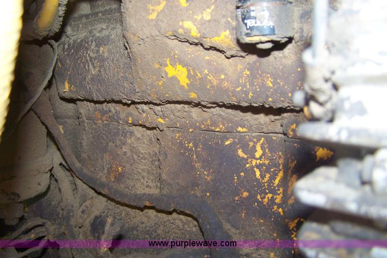 image for item B3525 1973 John Deere 450B track loader