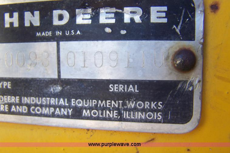 image for item B3525 1973 John Deere 450B track loader