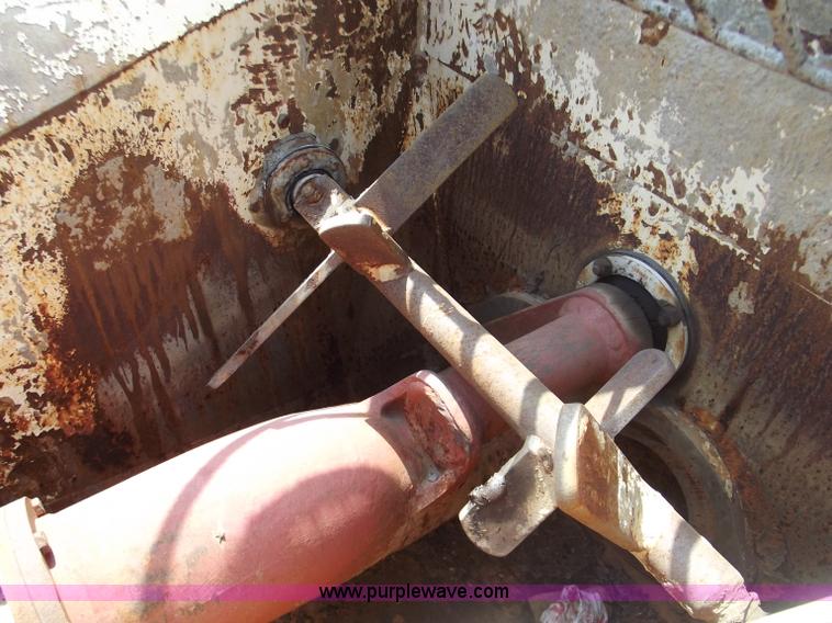 image for item B5010 1996 Putzmeister TS2030 towable concrete pump