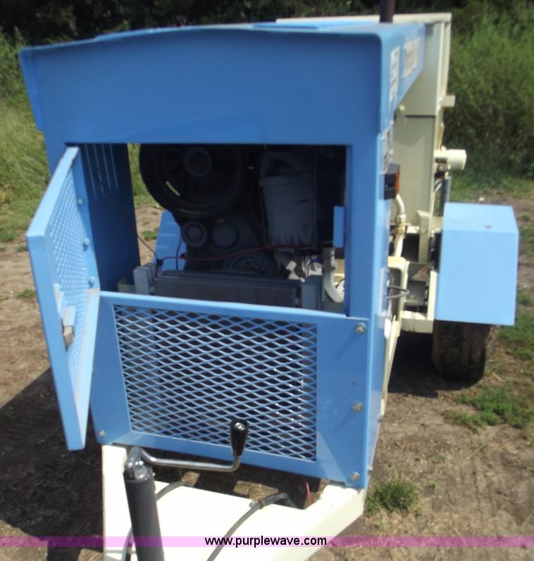 image for item B5010 1996 Putzmeister TS2030 towable concrete pump