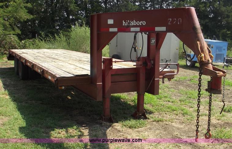 image for item B5011 1990 Hillsboro 32' goose neck trailer