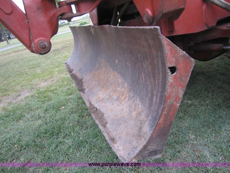 image for item C5006 1996 Ditch Witch 8020 trencher