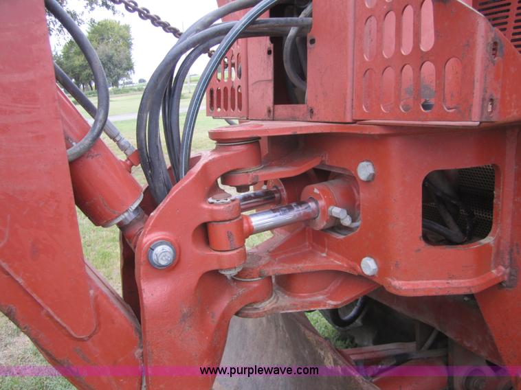 image for item C5006 1996 Ditch Witch 8020 trencher
