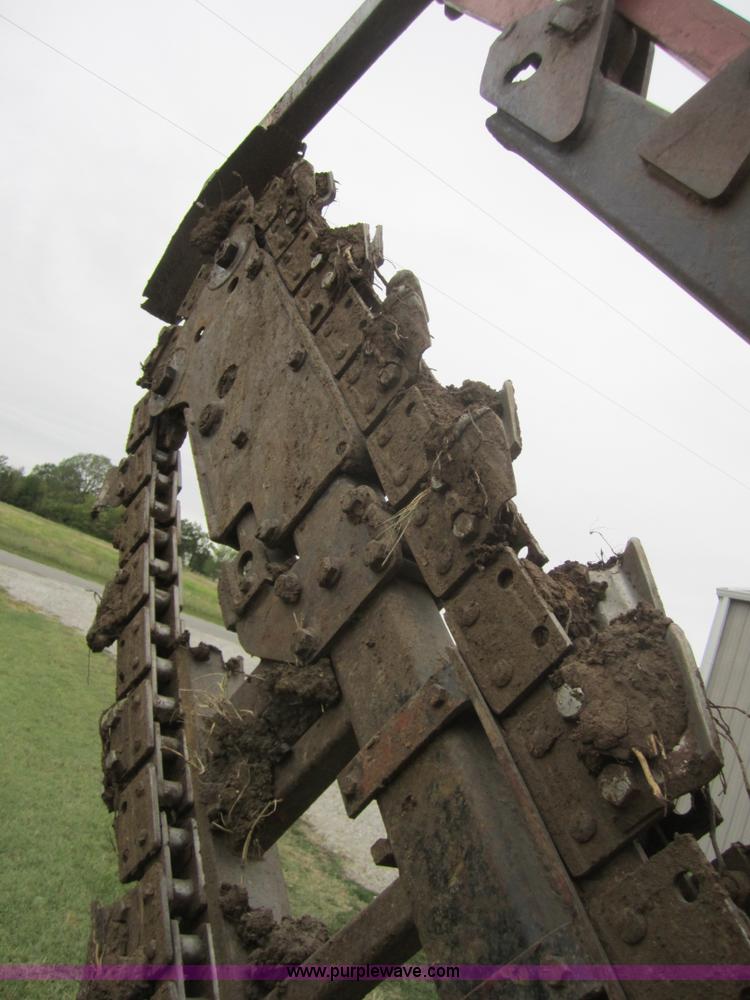 image for item C5006 1996 Ditch Witch 8020 trencher