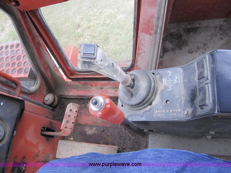 image for item C5006 1996 Ditch Witch 8020 trencher