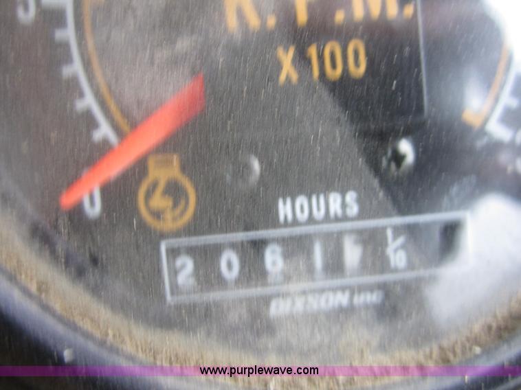 image for item C5006 1996 Ditch Witch 8020 trencher