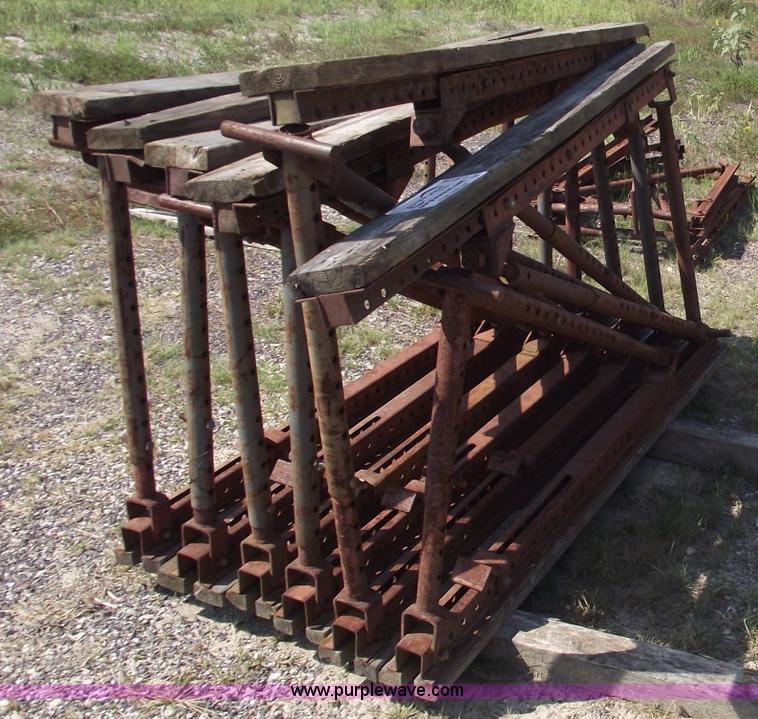 image for item C5538 (162) overhang jacks