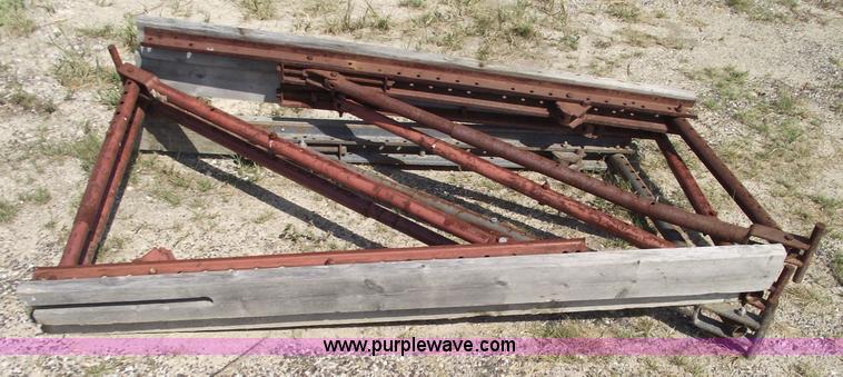 image for item C5538 (162) overhang jacks