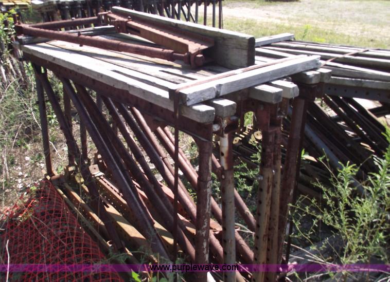 image for item C5538 (162) overhang jacks