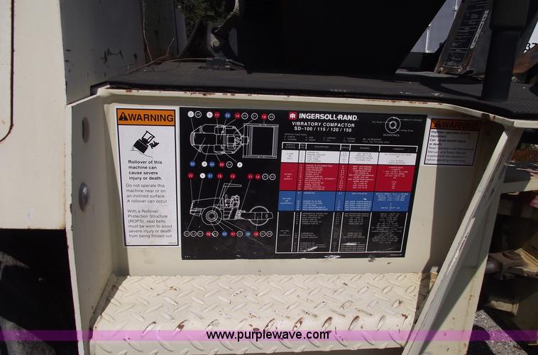 image for item C5547 1997 Ingersoll Rand SD100 Pro Pac vibratory roller/packer