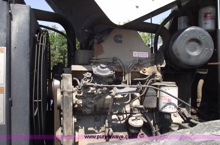 image for item C5547 1997 Ingersoll Rand SD100 Pro Pac vibratory roller/packer