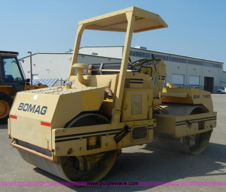 image for item D9931 1984 Bomag BW140 roller