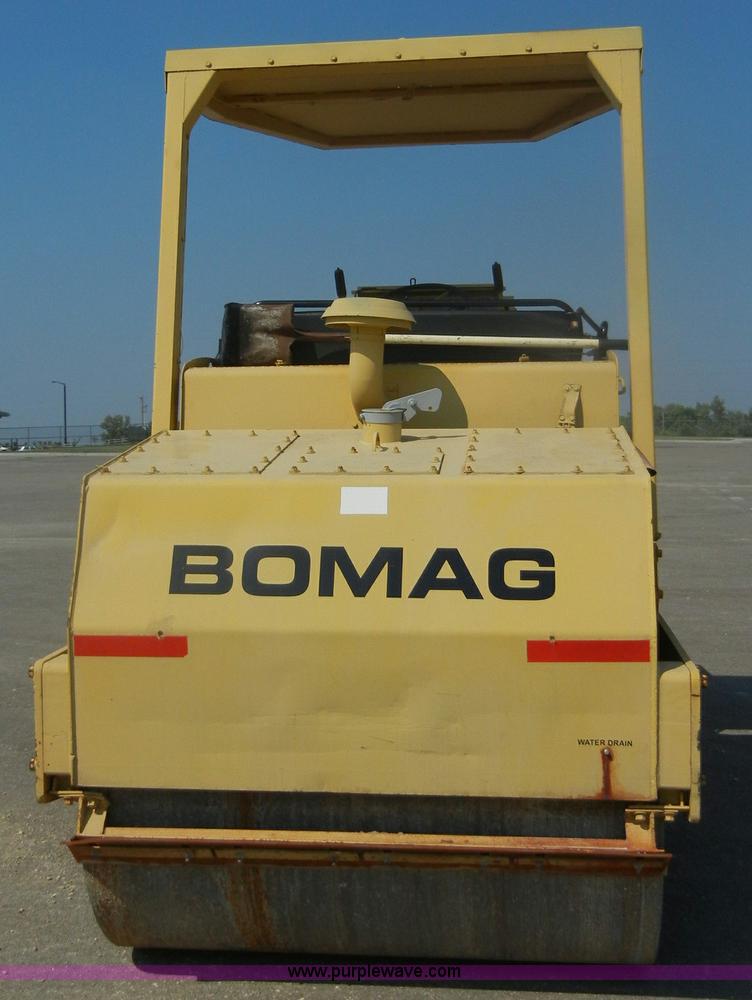 image for item D9931 1984 Bomag BW140 roller