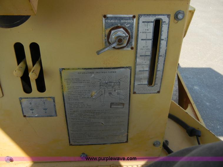 image for item D9931 1984 Bomag BW140 roller