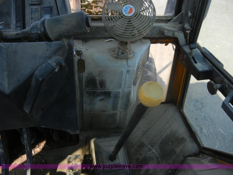 image for item D9933 1990 JCB 1700B backhoe