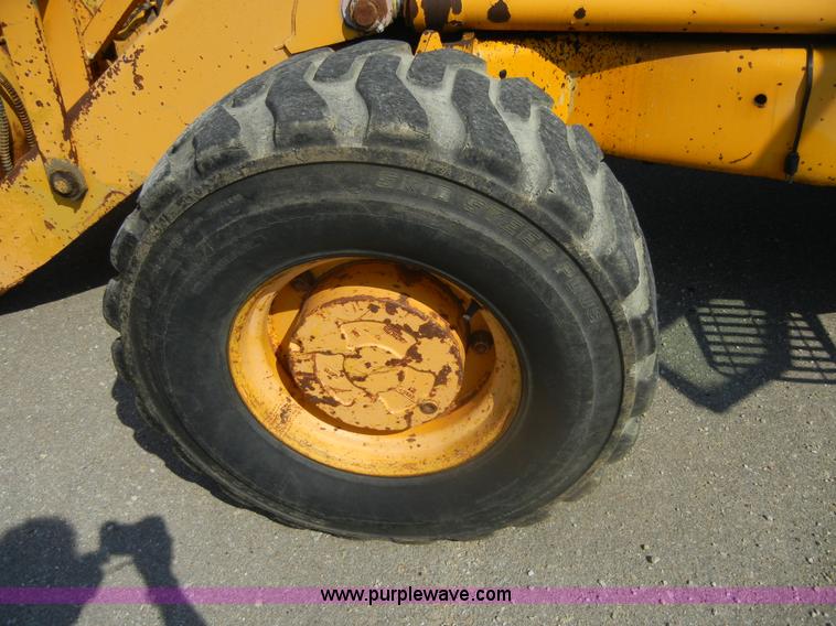 image for item D9933 1990 JCB 1700B backhoe