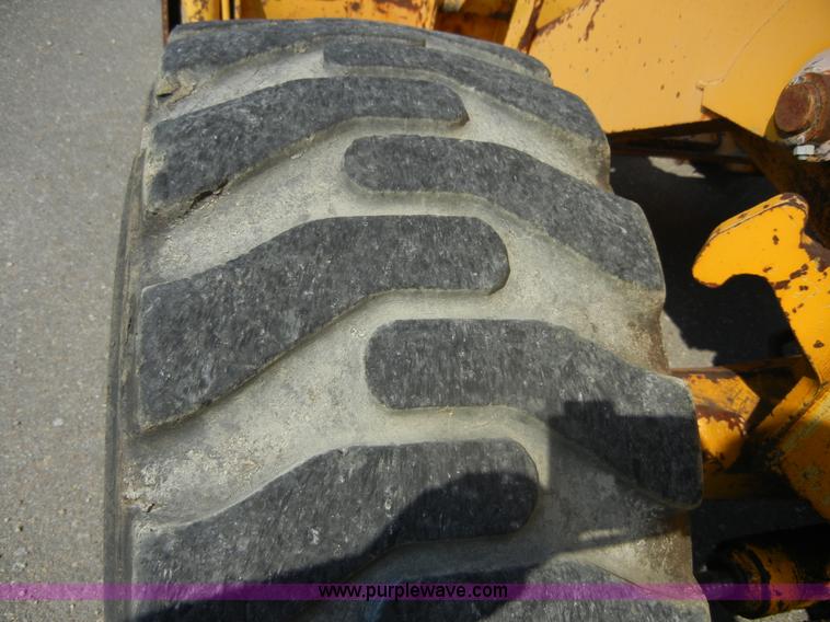 image for item D9933 1990 JCB 1700B backhoe