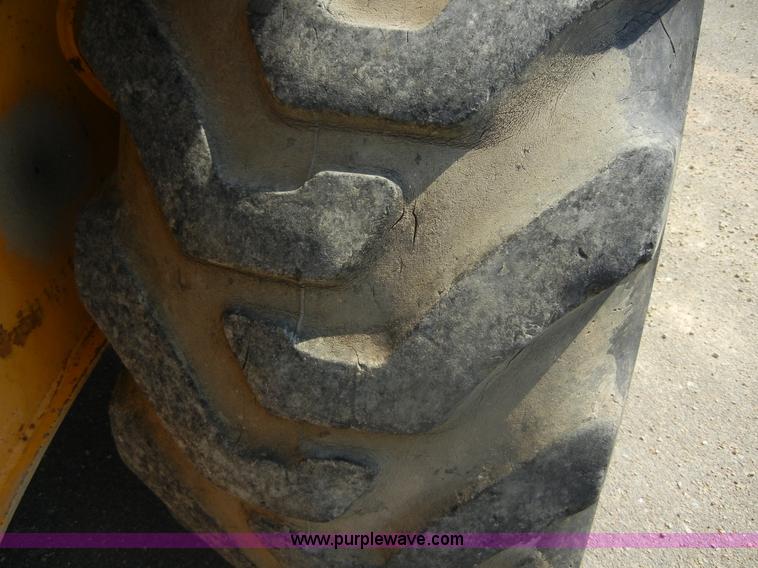 image for item D9933 1990 JCB 1700B backhoe