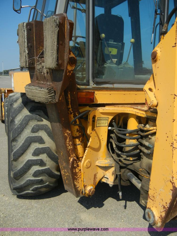 image for item D9933 1990 JCB 1700B backhoe