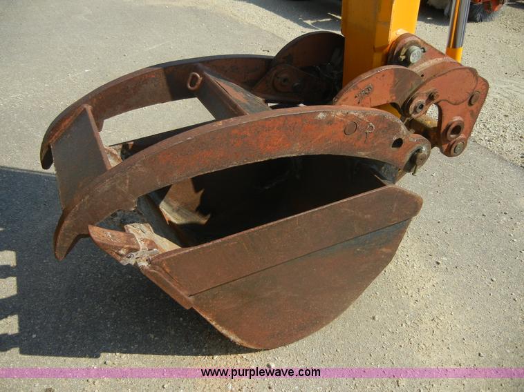 image for item D9933 1990 JCB 1700B backhoe