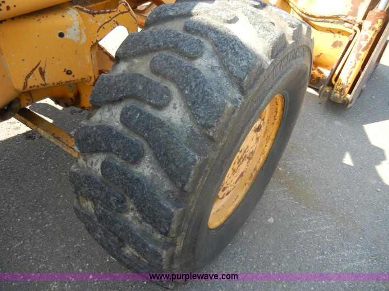 image for item D9933 1990 JCB 1700B backhoe