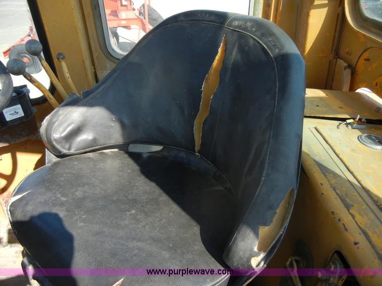 image for item D9934 1978 Fiat-Allis 605B wheel loader