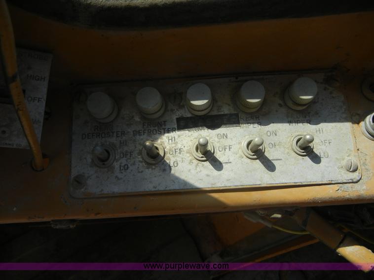 image for item D9934 1978 Fiat-Allis 605B wheel loader