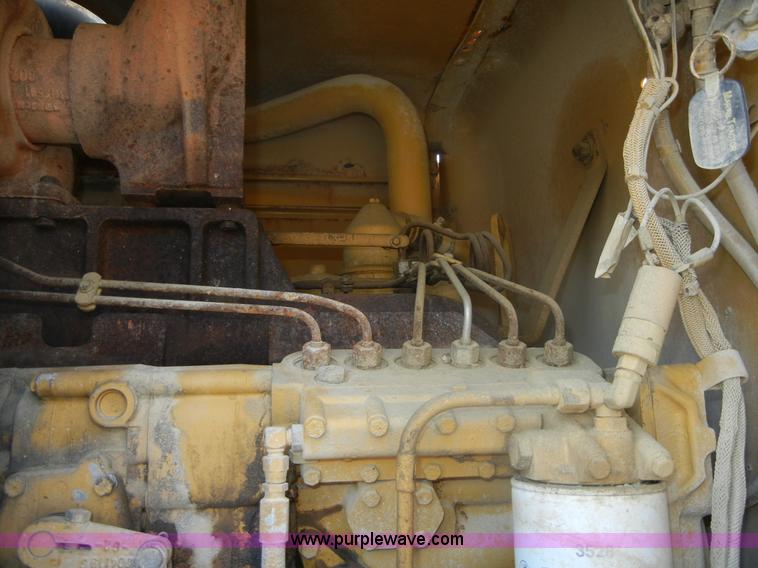 image for item D9937 1993 Caterpillar 140G motor grader