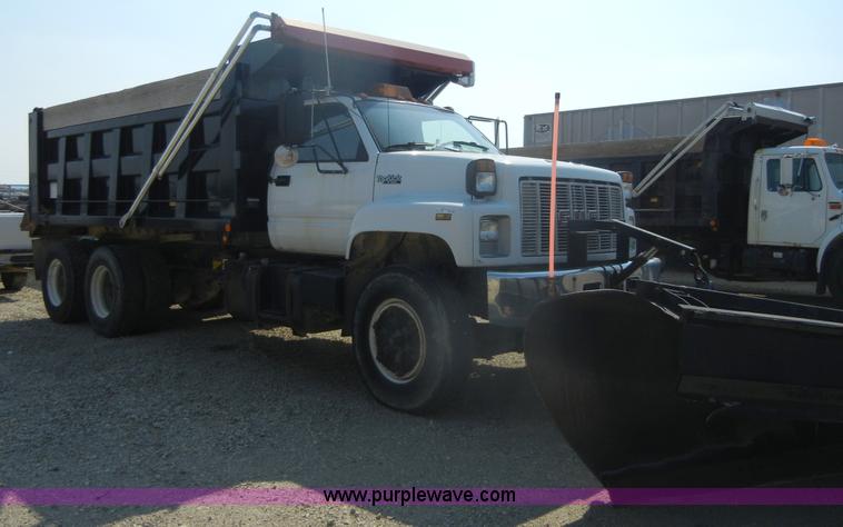 image for item D9938 1990 GMC TopKick SLE dump truck