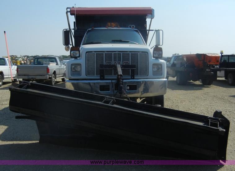 image for item D9938 1990 GMC TopKick SLE dump truck