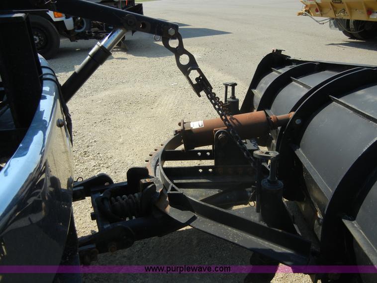 image for item D9938 1990 GMC TopKick SLE dump truck