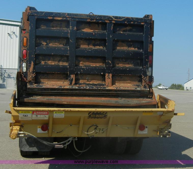 image for item D9939 1997 International 4900 dump truck