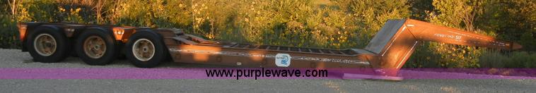 image for item D9945 1985 Trail-Eze 41.5' lowboy trailer