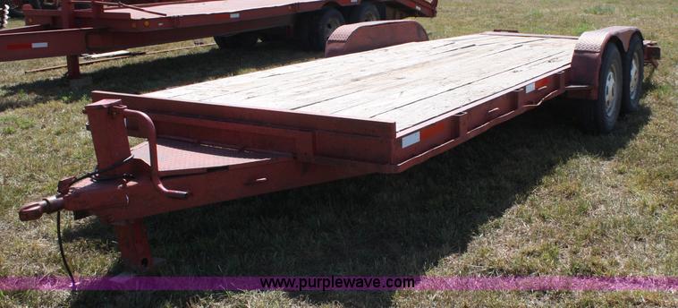 image for item A2301 1986 double axle car trailer