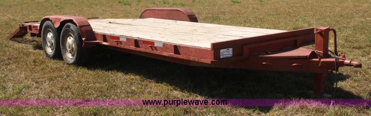 image for item A2301 1986 double axle car trailer