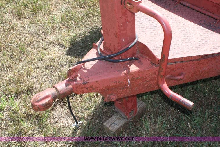 image for item A2301 1986 double axle car trailer