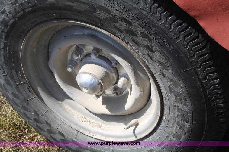 image for item A2301 1986 double axle car trailer