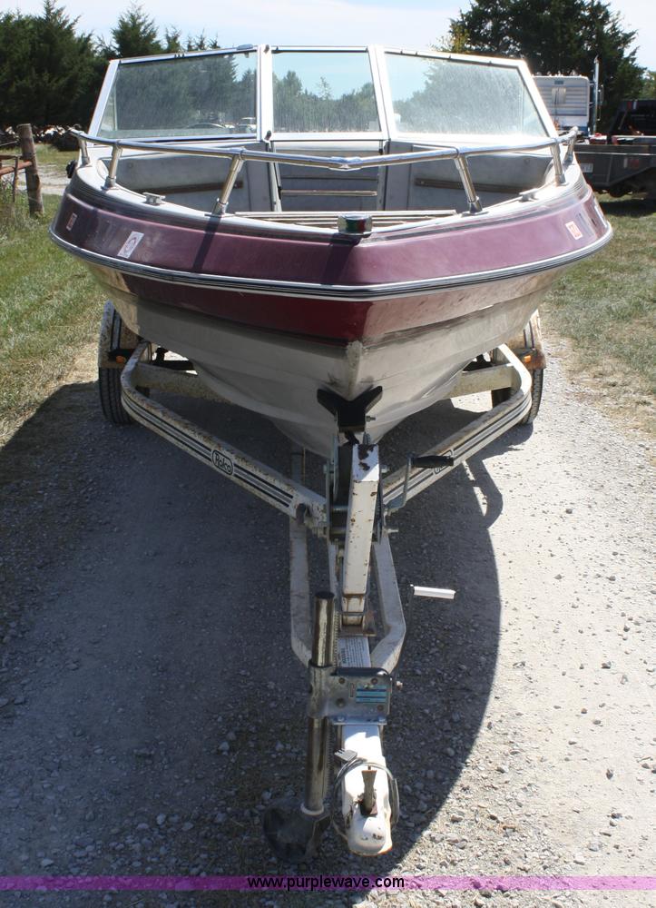 image for item A2309 1987 Beretta Success boat