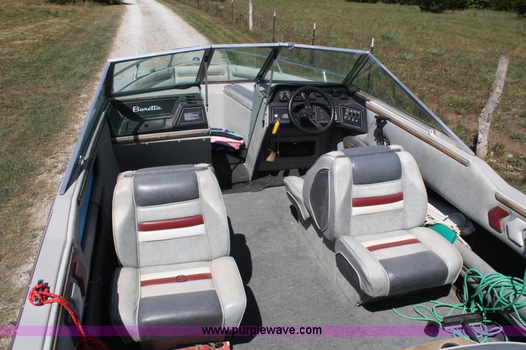 image for item A2309 1987 Beretta Success boat